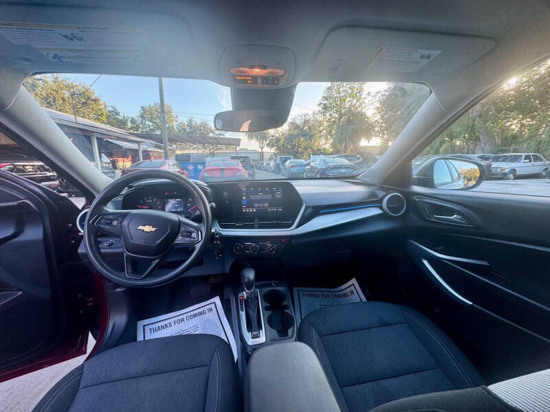 2024 Chevrolet Trax LS