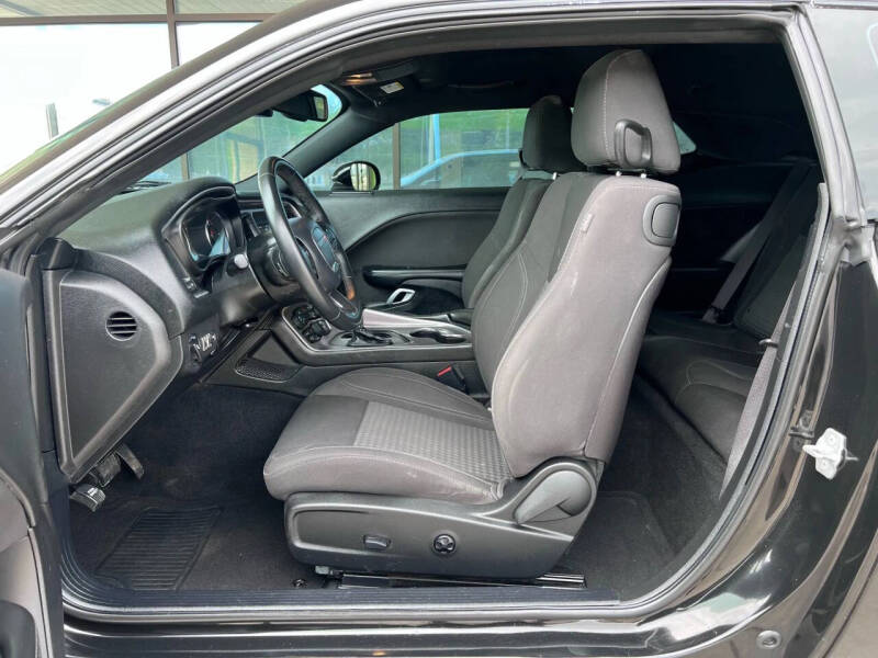 2019 Dodge Challenger SXT