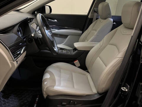 2023 Cadillac XT4 Luxury