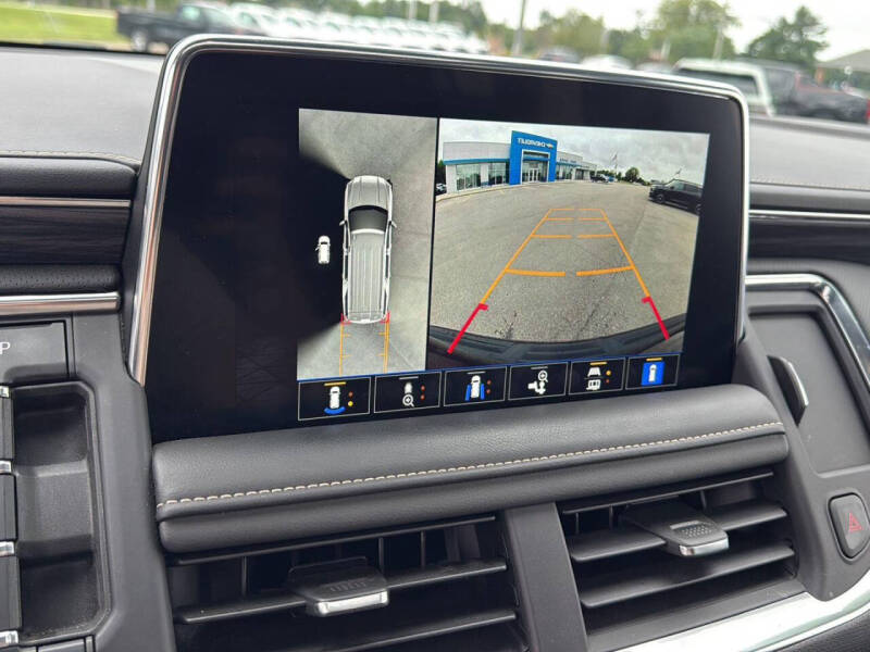 2023 GMC Yukon XL SLT