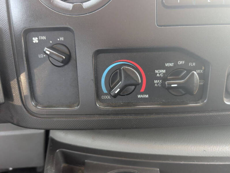 2014 Ford E-Series E-150