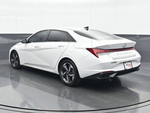 2022 Hyundai Elantra