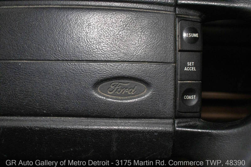 1996 Ford Bronco XLT