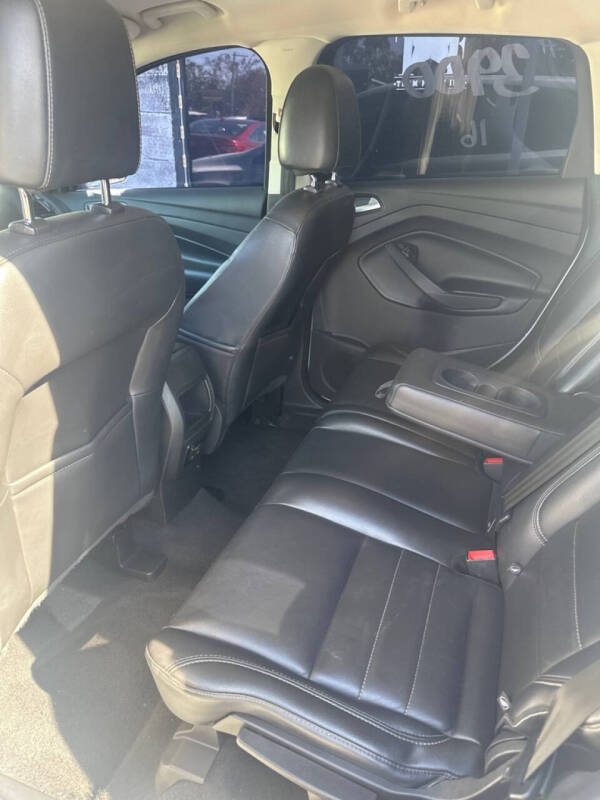 2016 Ford Escape SE