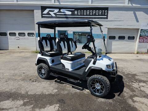 2024 Evolution  Maverick  4 for sale at RS Motorsports, Inc. in Canandaigua NY