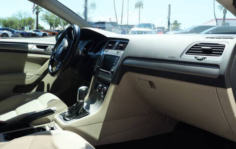 2017 Volkswagen Golf