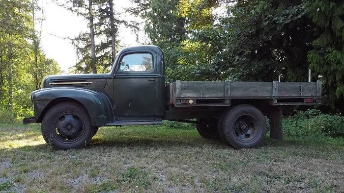 1946 Ford F-1