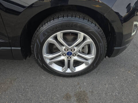 2018 Ford Edge Titanium