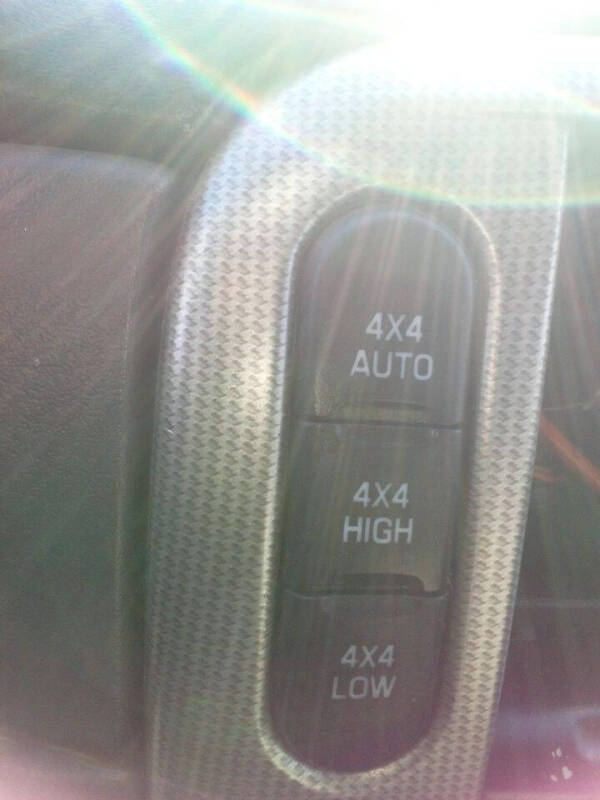 2004 Ford Explorer XLS