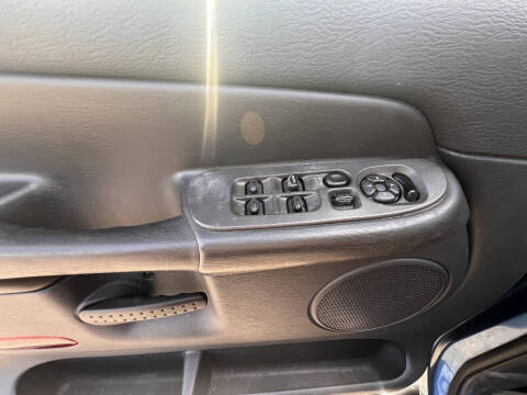 2004 Dodge Ram 1500 SLT