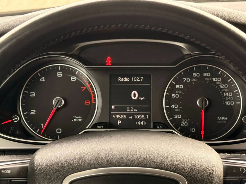 2015 Audi A4 2.0T quattro Premium