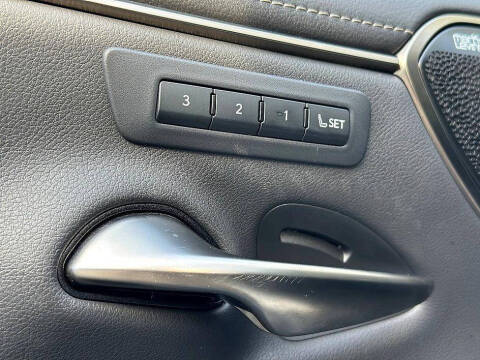 2021 Lexus ES 300h Ultra Luxury