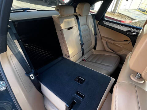 2017 Porsche Macan GTS