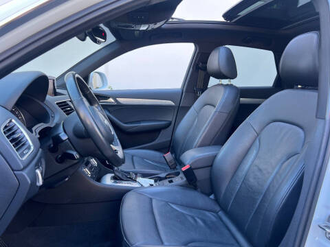 2015 Audi Q3 2.0T quattro Premium Plus