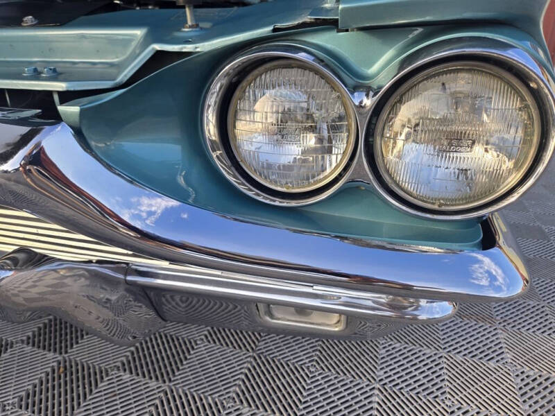 1964 Ford Thunderbird