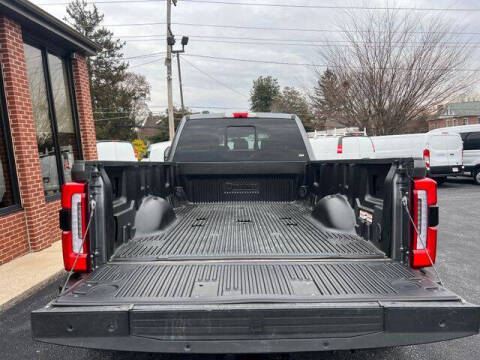 2023 Ford F-350 Super Duty Platinum