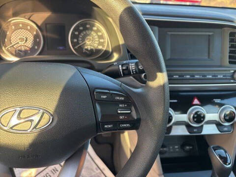2019 Hyundai Elantra