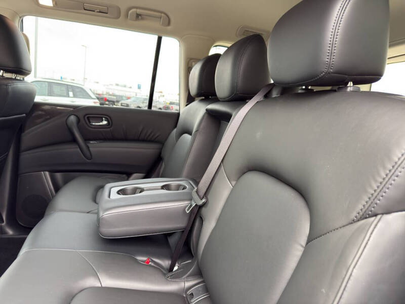 2024 Nissan Armada SV