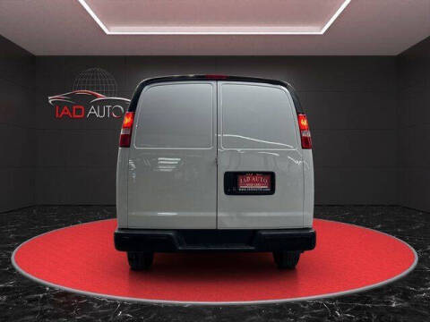2021 Chevrolet Express 2500