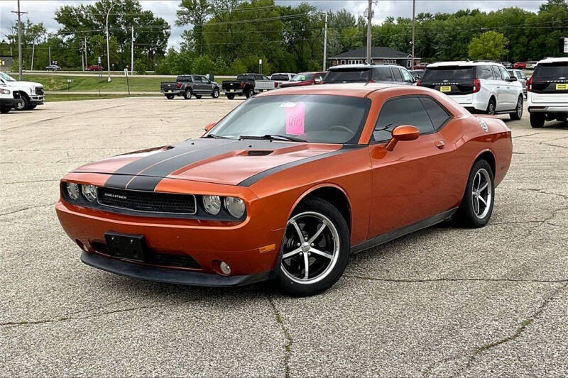 Used 2011 Dodge Challenger SE with VIN 2B3CJ4DG9BH602582 for sale in Montevideo, Minnesota