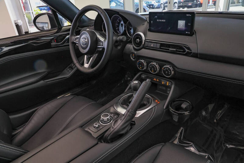 2025 Mazda MX-5 Miata RF Grand Touring