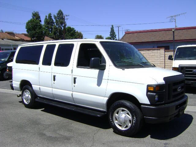 2011 Ford E-Series E-350 SD XL