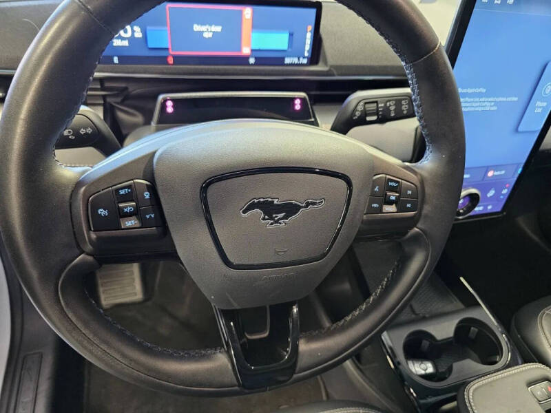 2023 Ford Mustang Mach-E Select