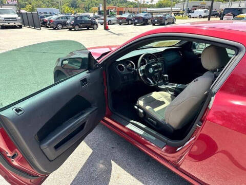 2014 Ford Mustang V6