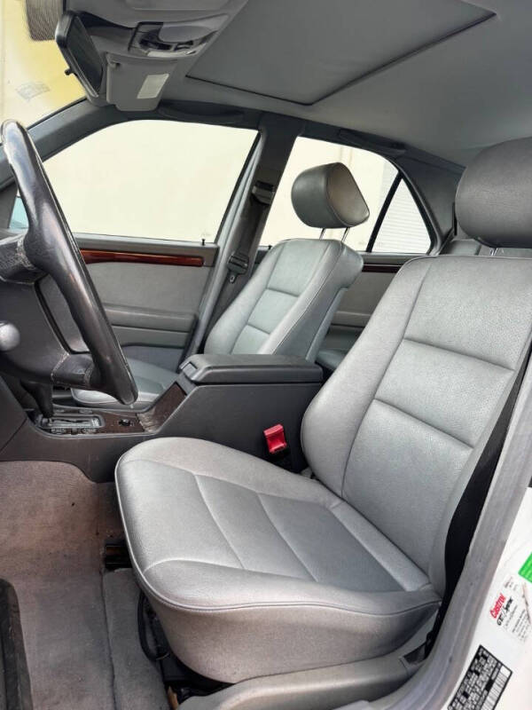 1995 Mercedes-Benz C-Class C 220