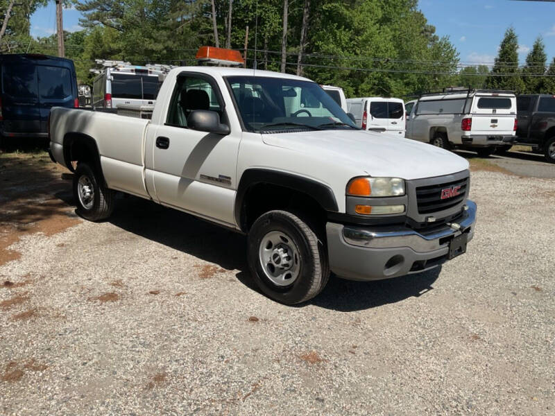 2006 GMC Sierra 2500HD Work Truck photo 6