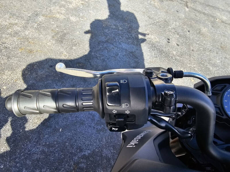 2021 Kawasaki Z125 Pro