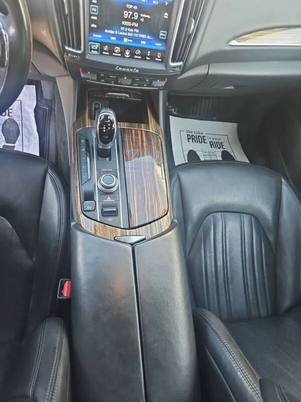 2017 Maserati Levante