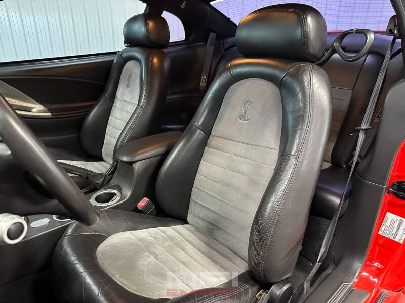 2001 Ford Mustang SVT Cobra