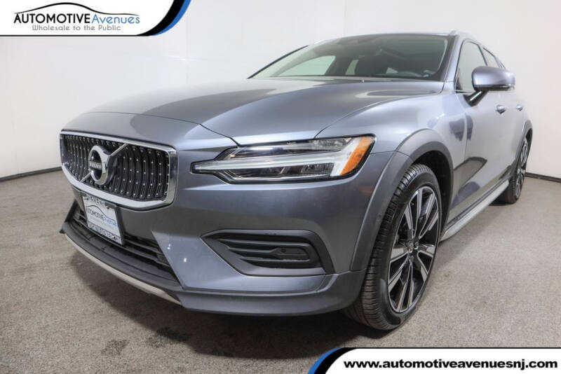 2020 Volvo V60 Cross Country T5