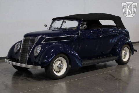 1937 Ford Phaeton