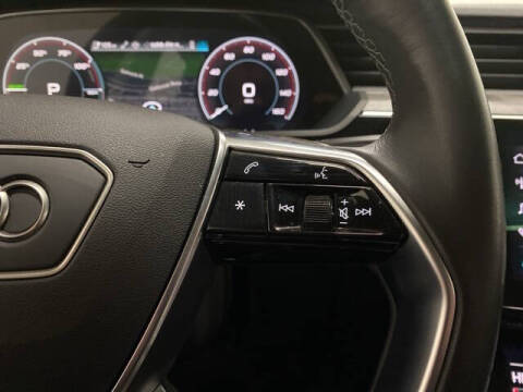 2024 Audi Q8 e-tron quattro Premium Plus