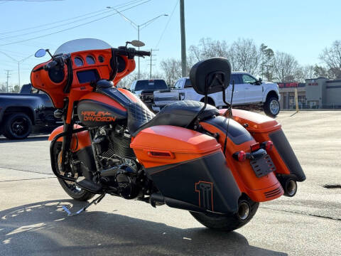 2020 Harley-Davidson Street Glide
