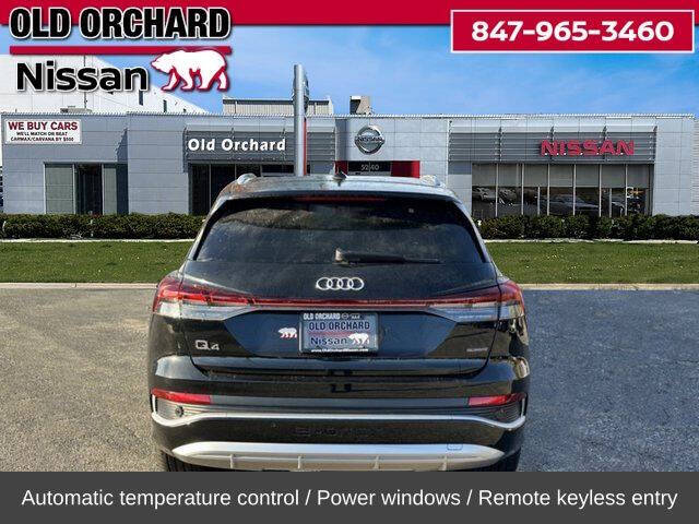 2024 Audi Q4 e-tron quattro Premium Plus 50