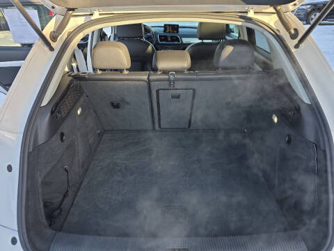 2017 Audi Q3 2.0T quattro Premium