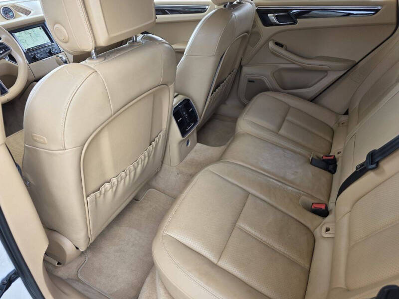 2016 Porsche Macan S