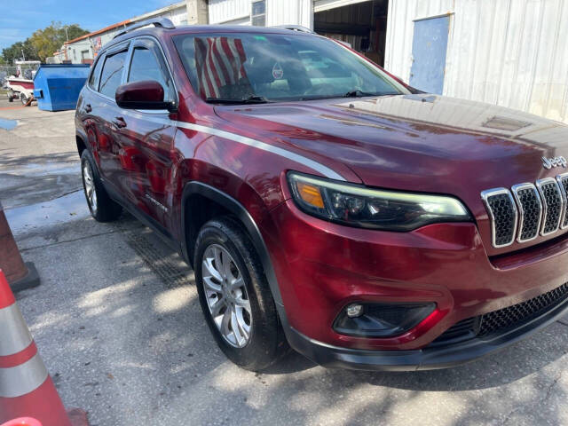 2019 Jeep Cherokee for sale at GBG MOTORS INC in Tampa, FL