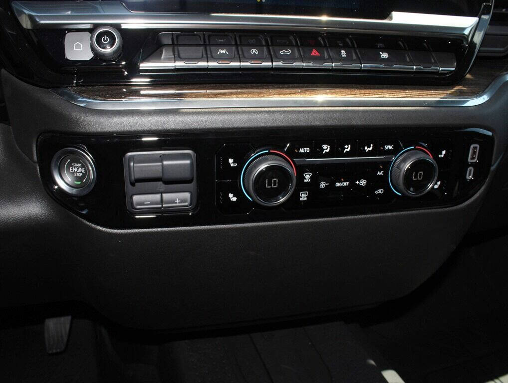 2023 Chevrolet Silverado Pickup - $48,995