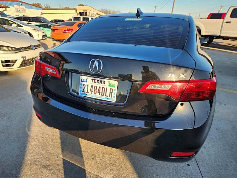 2013 Acura ILX 2.0L w/Premium