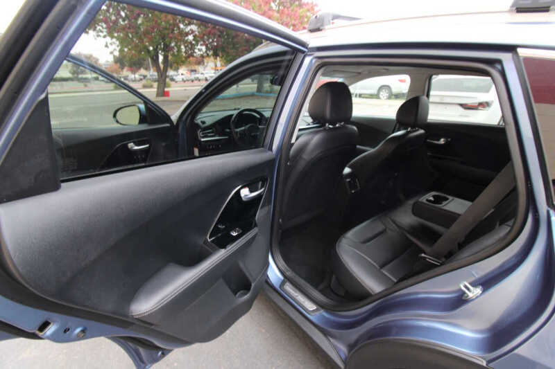 2022 Kia Niro Plug-In Hybrid EX Premium