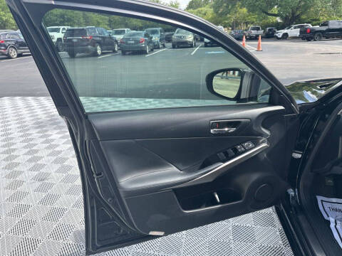 2016 Lexus IS 200t