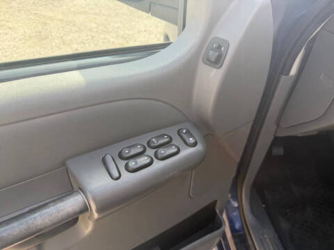 2005 Ford Explorer Sport Trac XLT