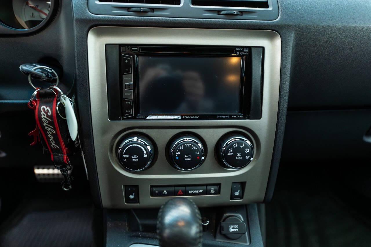 2012 Dodge Challenger 109