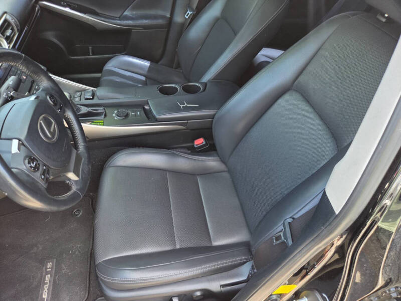 2015 Lexus IS 250