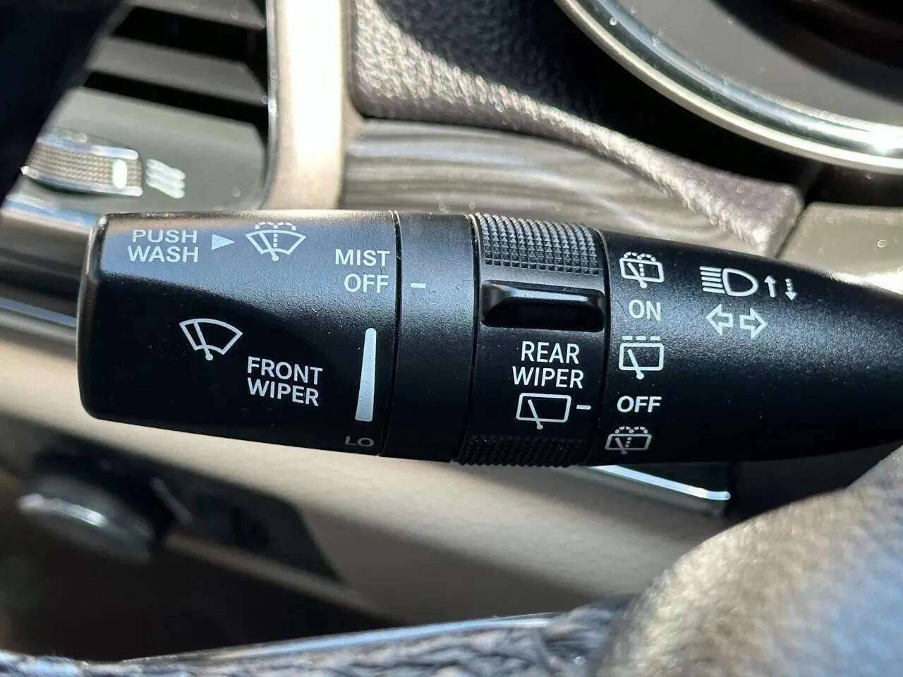 JeepGrand Cherokee42