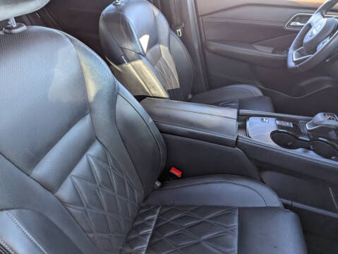 2022 Nissan Rogue Platinum